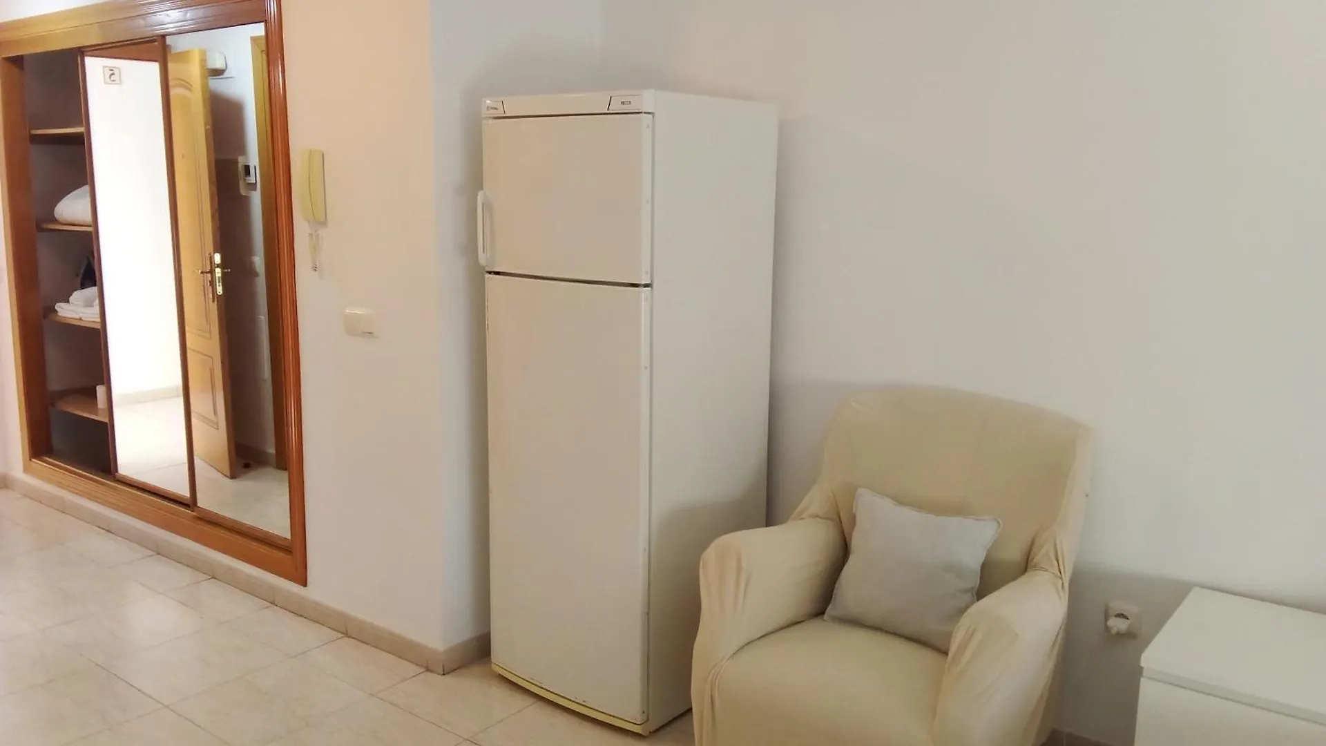Estudio En Nueva Torrequebrada Benalmadena 0*,